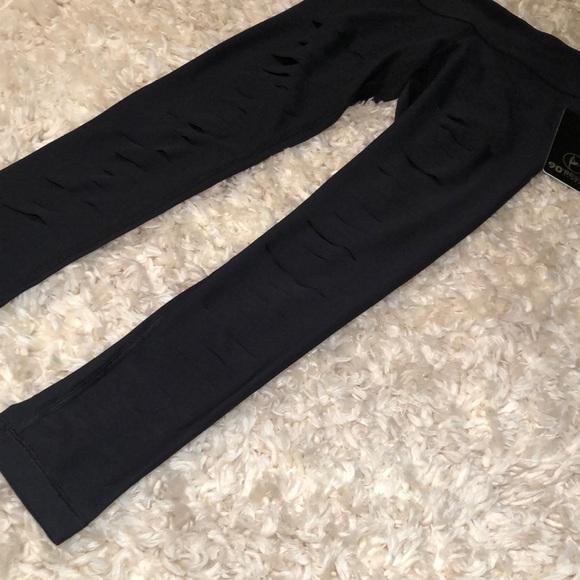NWT 90 Degree Sliced Leggings | XS. - Picture 2 of 8